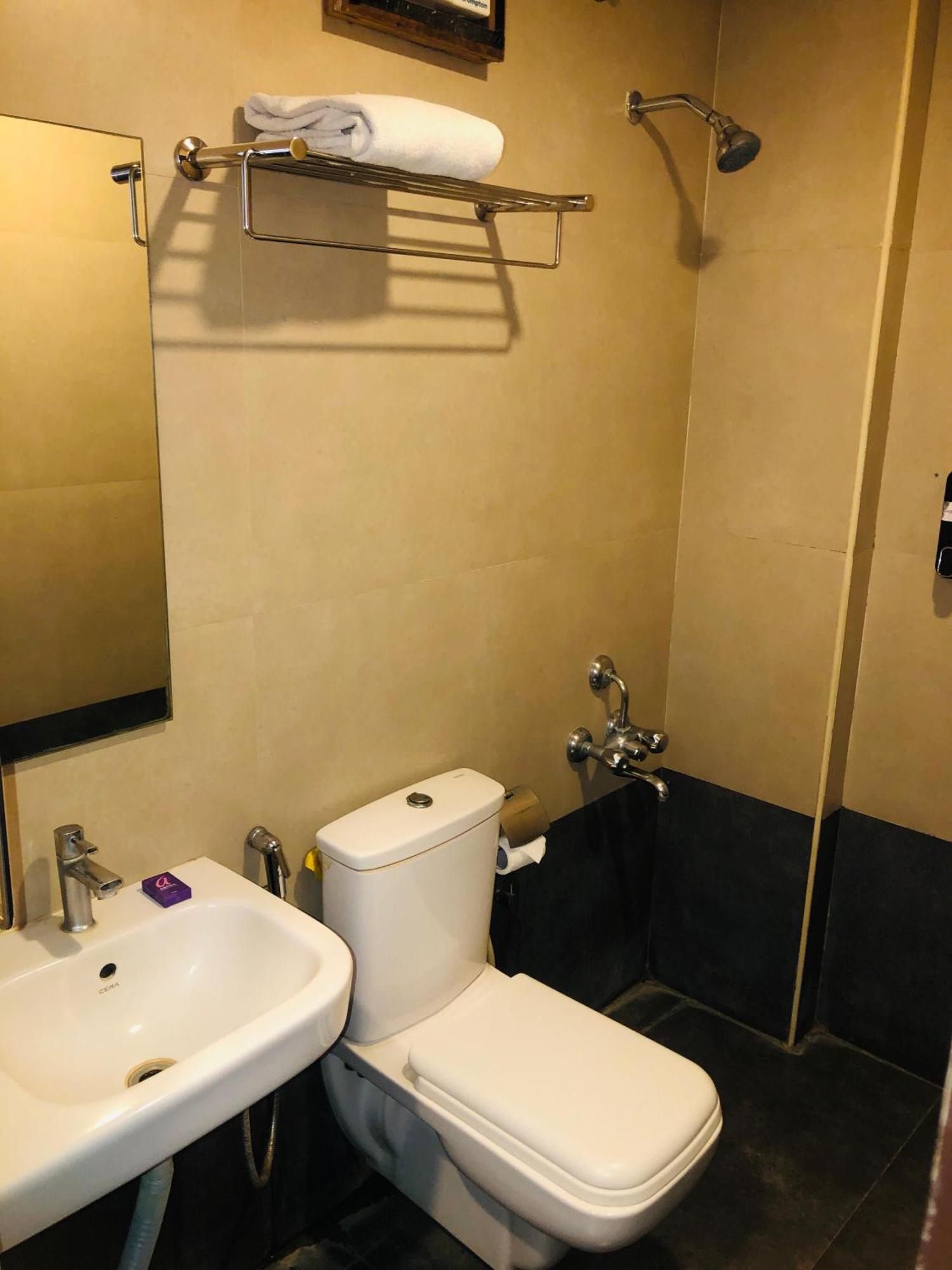Astra Hotels & Suites - Hsr Layout Sector 1, Near Ecospace Bellandur Bangalore Exterior photo