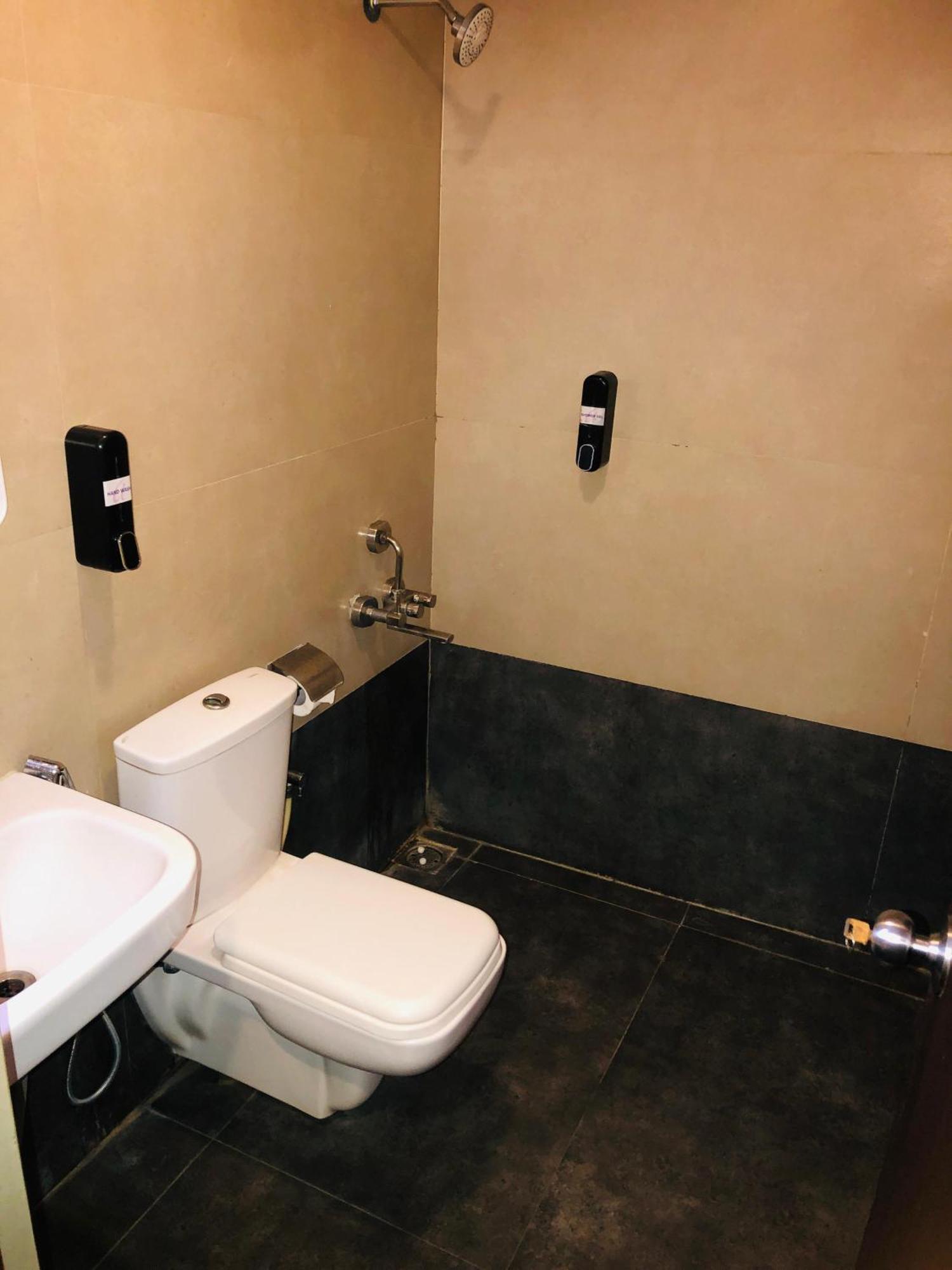Astra Hotels & Suites - Hsr Layout Sector 1, Near Ecospace Bellandur Bangalore Exterior photo